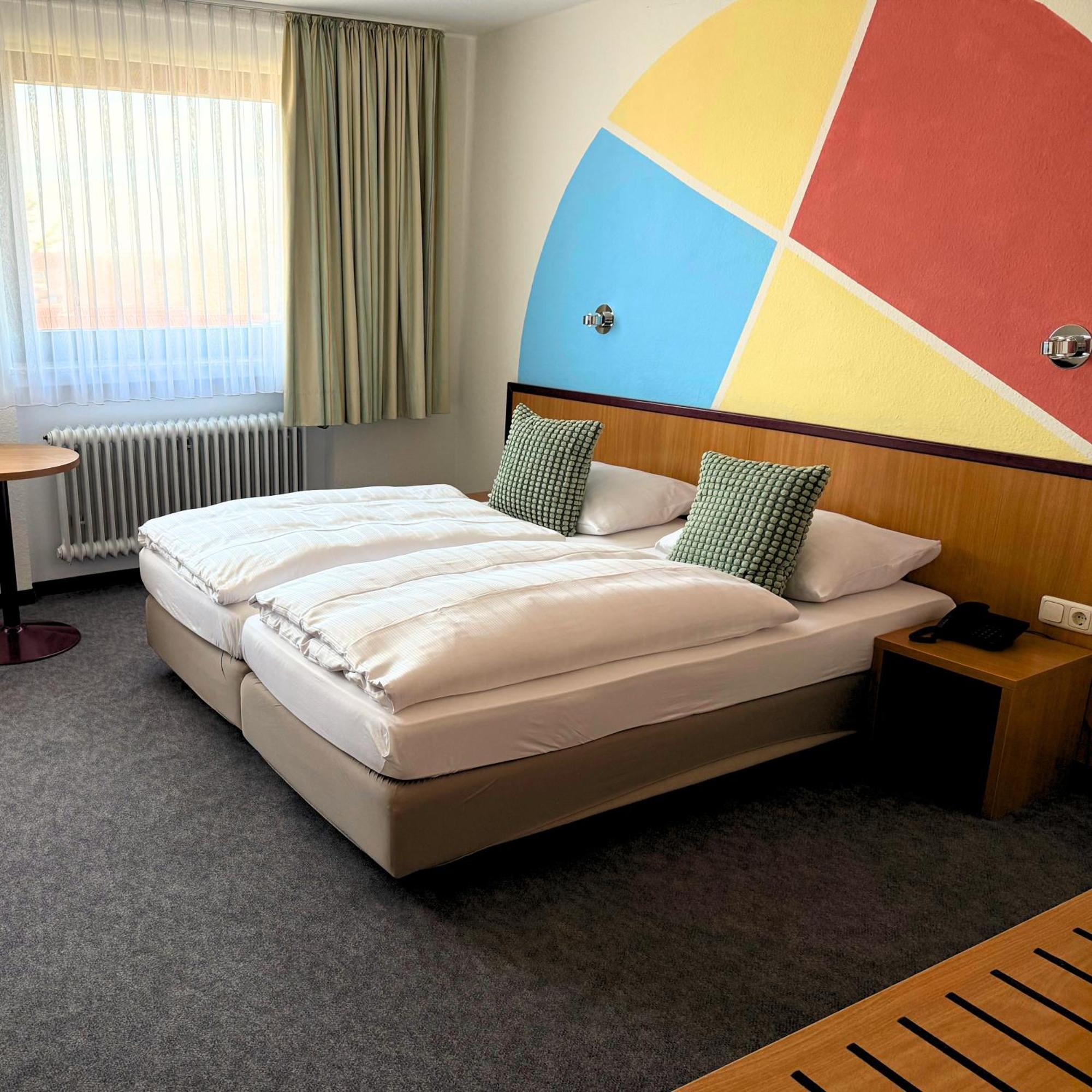 Colourful Hotel بيليفيلد المظهر الخارجي الصورة